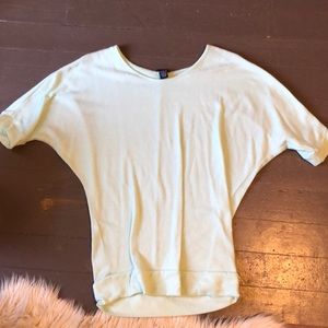 Quarter sleeved soft mint pull over